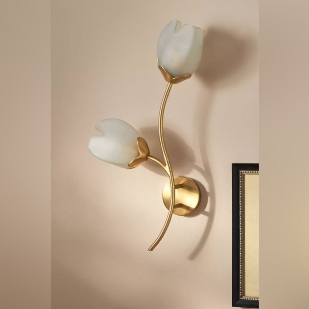 Anthropologie Bloom Sconce from the flower 🌹 collection gorgeous lighting!